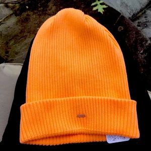 FREE PEOPLE Beanie Hat. NWT